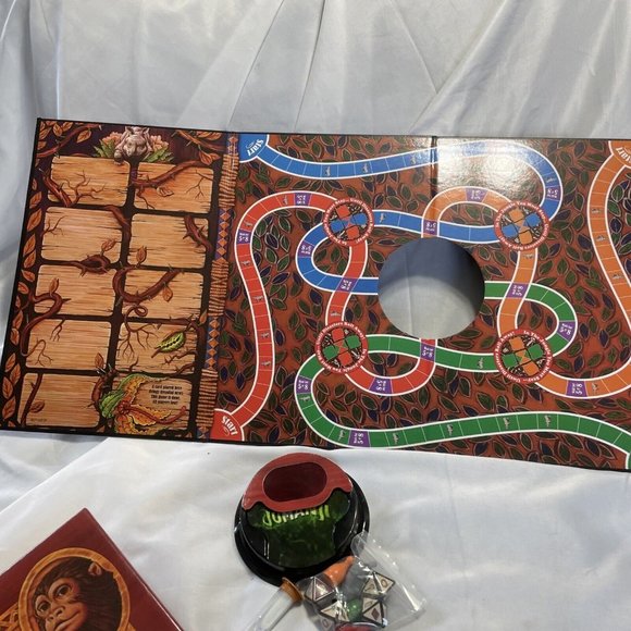 Jumanji  The Game - 2017 Board Game  Ages 5+ 2-4 Players - Picture 9 of 12